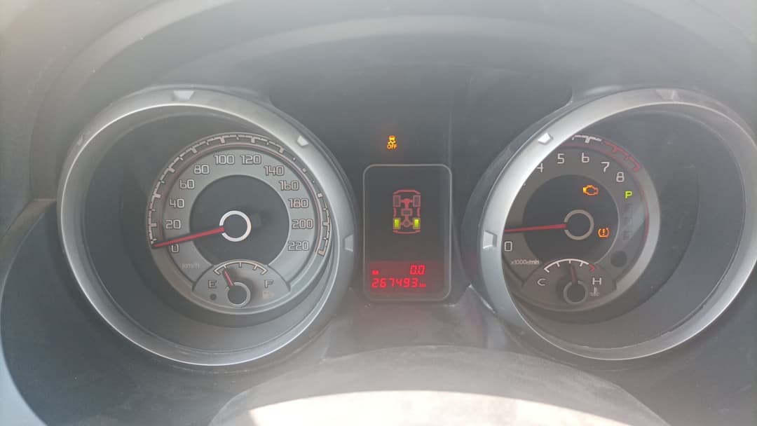 Mitsubishi Pajero - 7