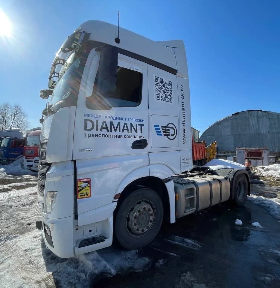 Mercedes-Benz Actros 4x2 Седельный тягач - 1