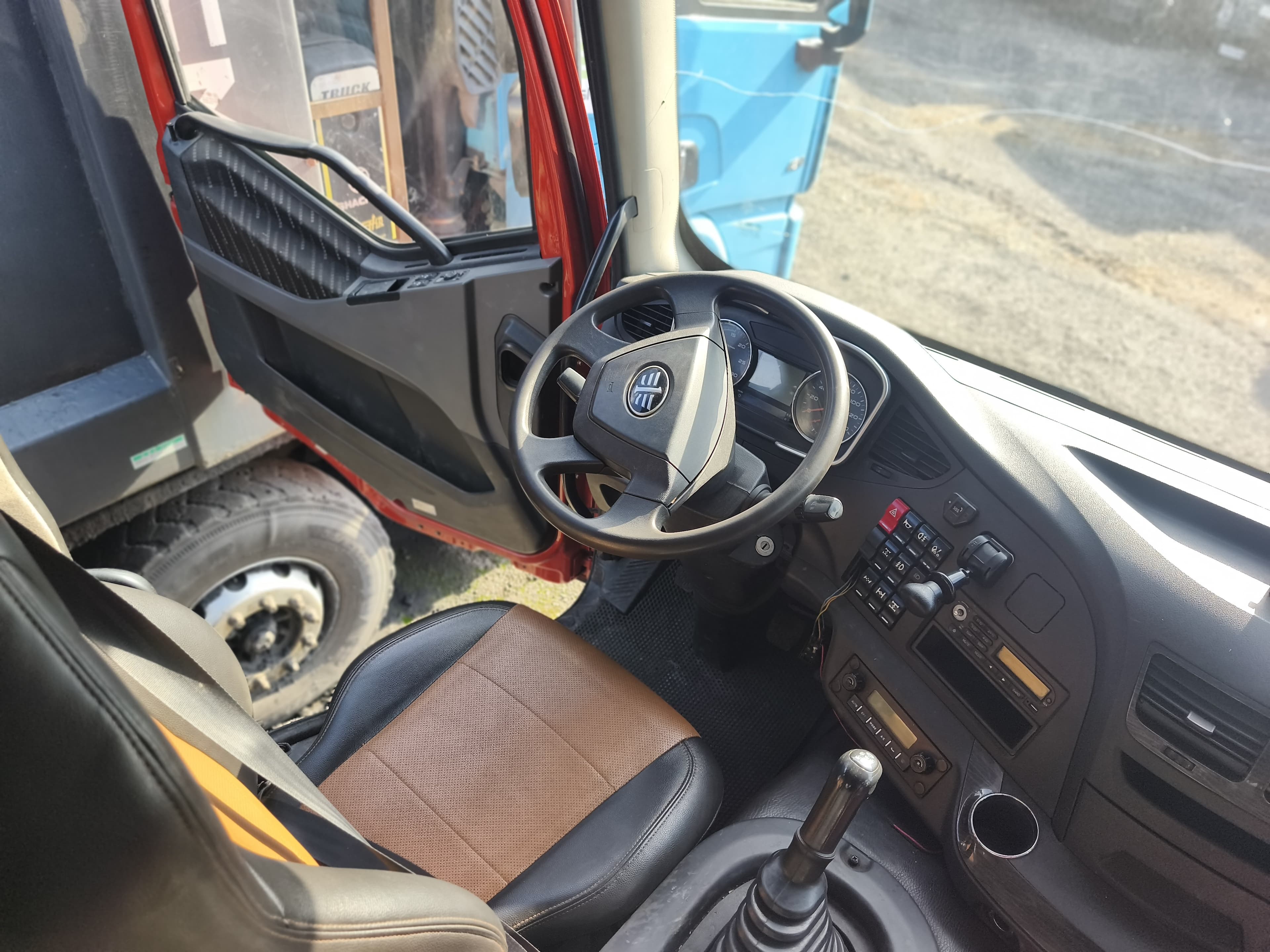 FAW J6 6x6 КДМ - 4