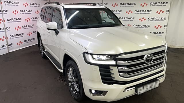Toyota Land Cruiser 300 - 2