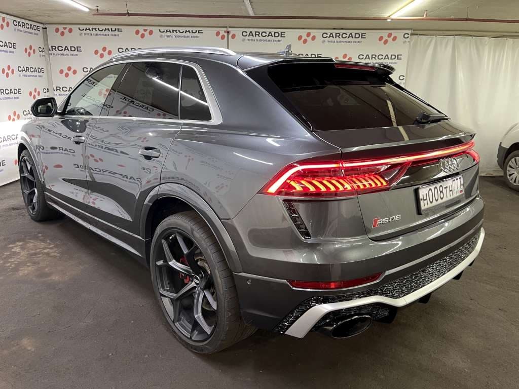 Audi RS Q8 - 4