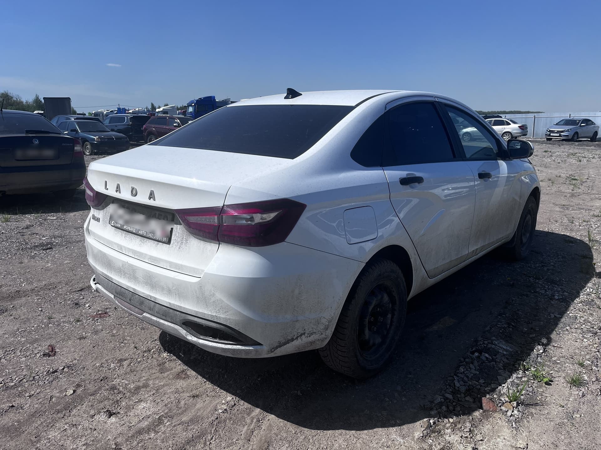 Lada Vesta седан - 3