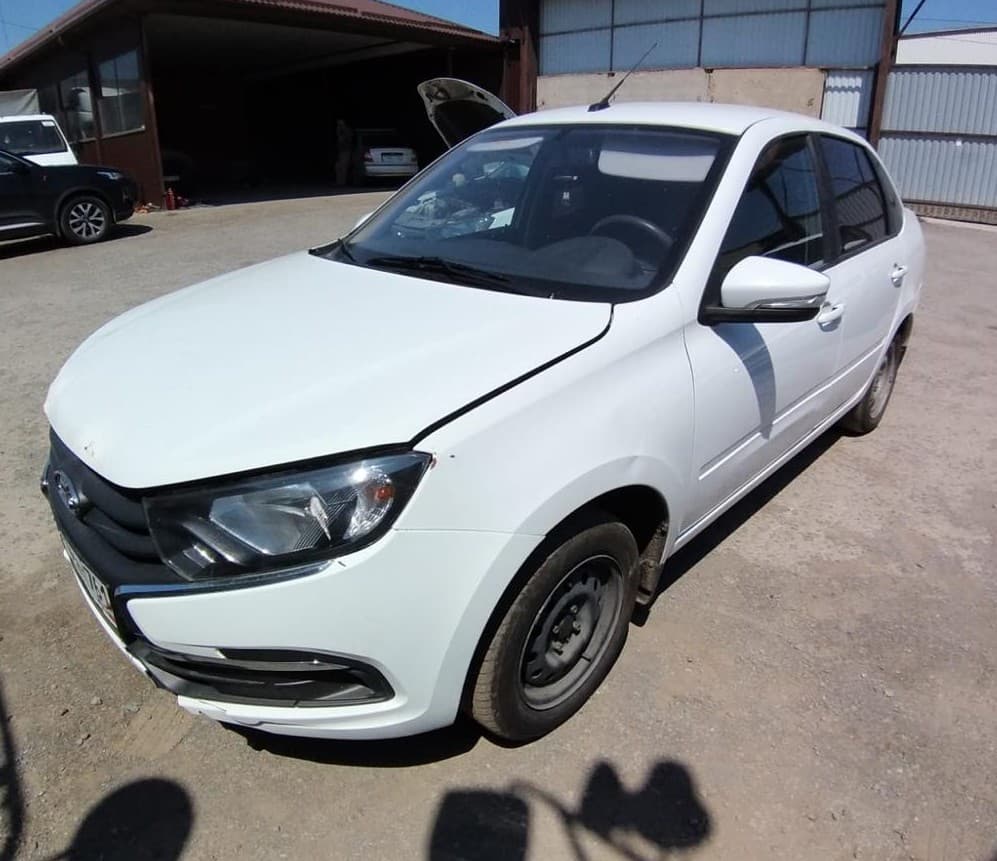 Lada Granta седан - 1