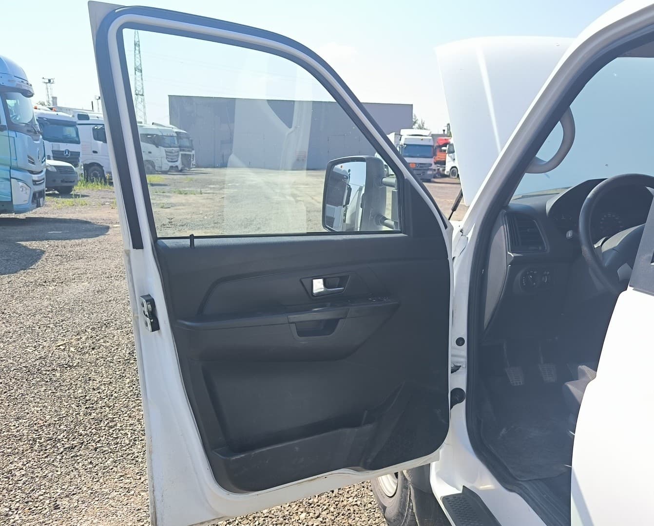 UAZ Profi - 8