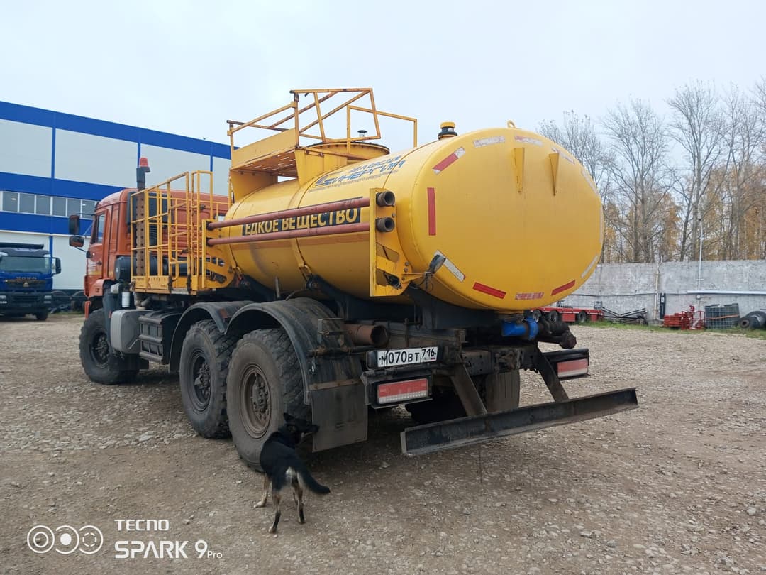 Завод Паровых Установок Юнистим 7088* на шасси КамАЗ 43118 6x6 Установка насосная для кислотной обработки скважин - 4