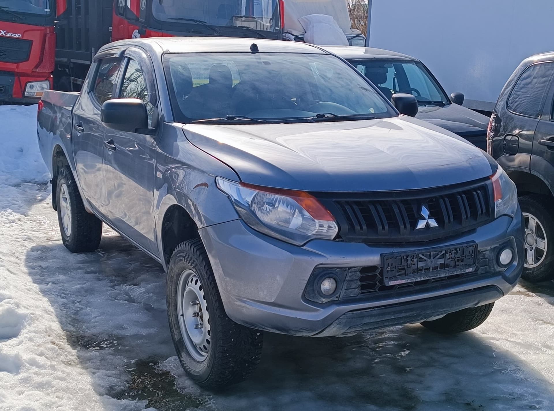 Mitsubishi L200 - 2