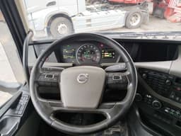 Volvo FH 6x2 Контейнеровоз - 5