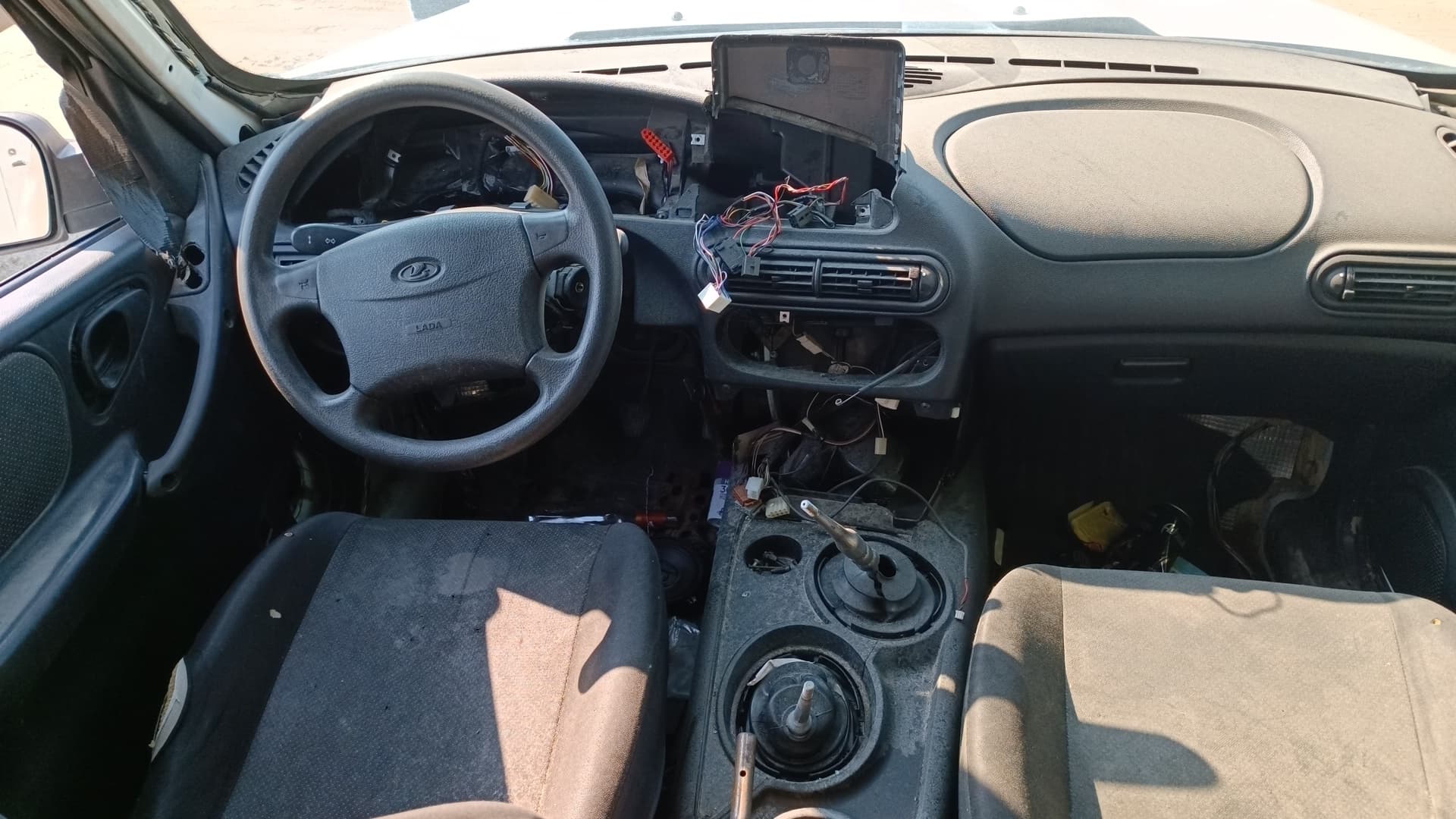 Lada Niva Travel - 5