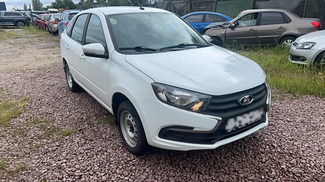 Lada Granta лифтбек - 2