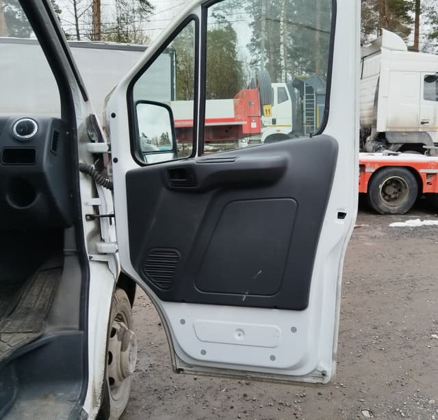GAZ GAZELLE NEXT 4,6 4x2 Цельнометаллический - 7
