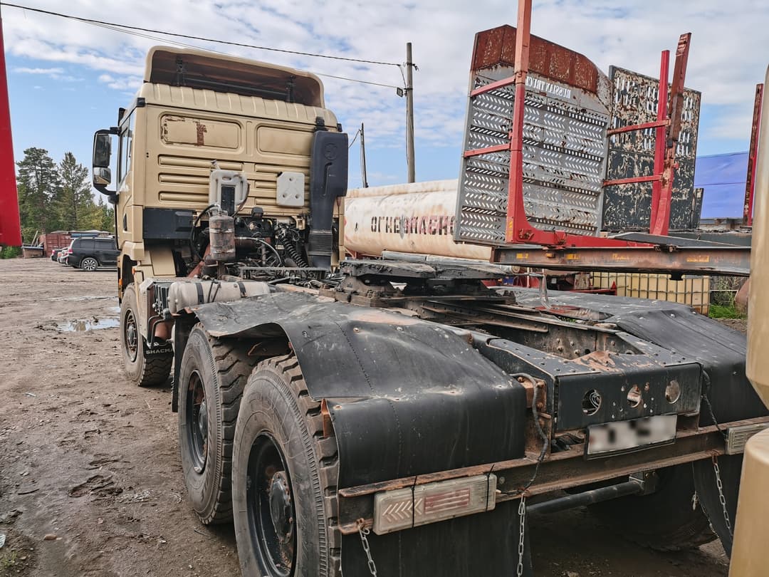 Shacman (Shaanxi) SX* 6x6 Седельный тягач - 4