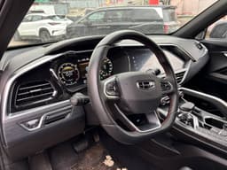 Geely Tugella - 5