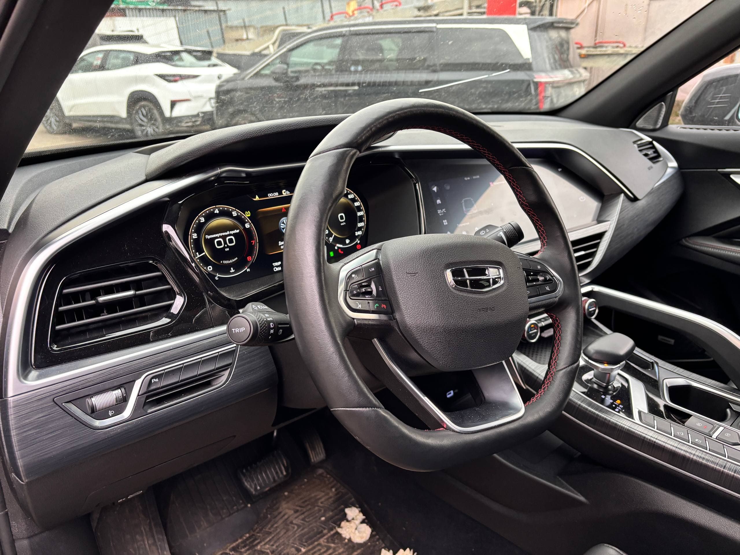 Geely Tugella - 5