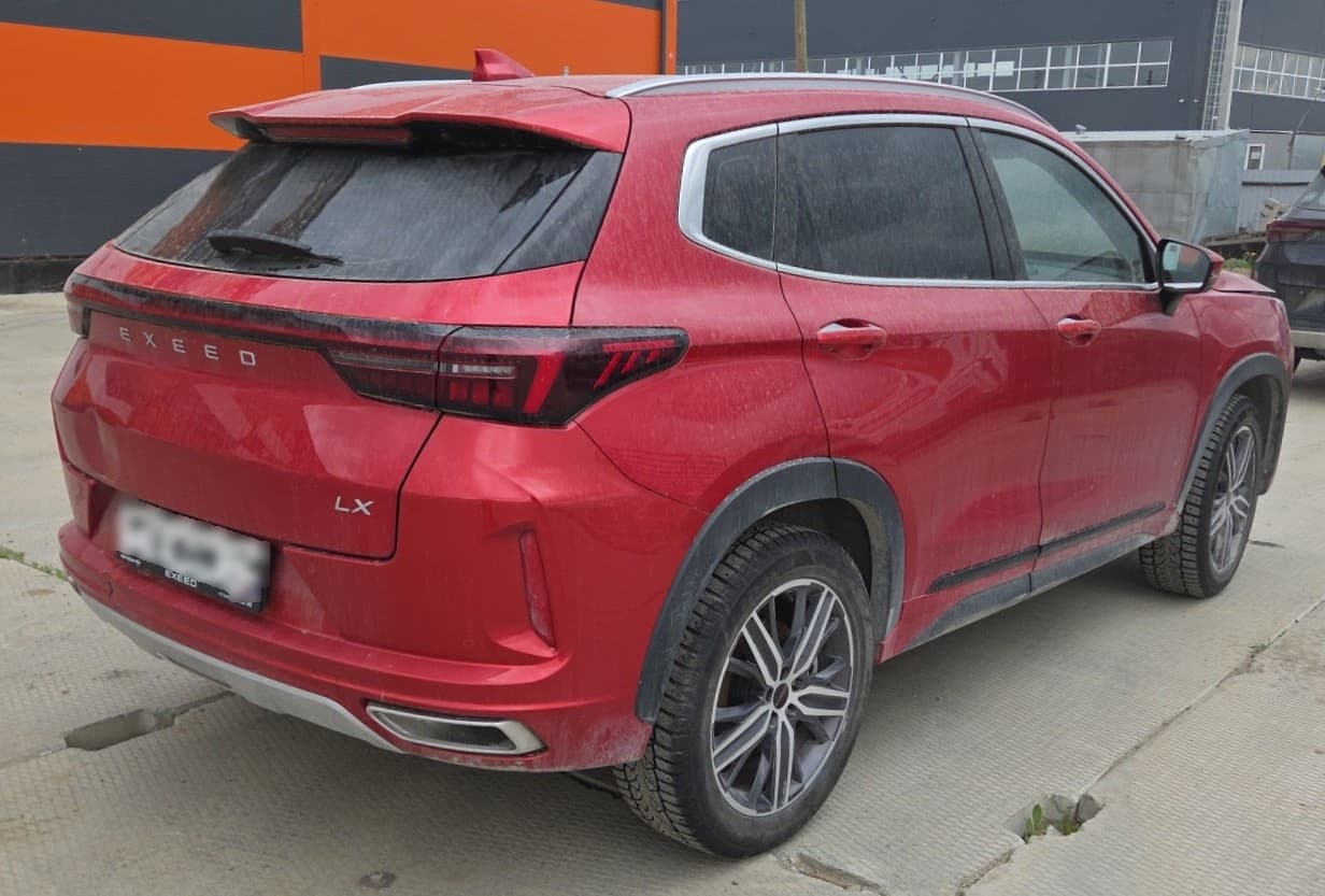 Exeed LX - 3