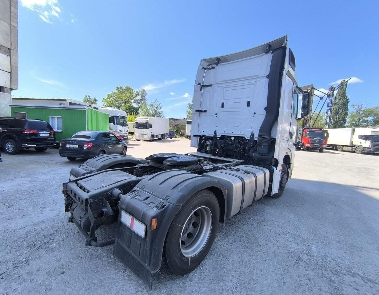 Камаз М1946 4x2 Седельный тягач - 3