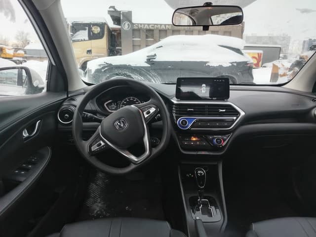 Changan Alsvin - 5
