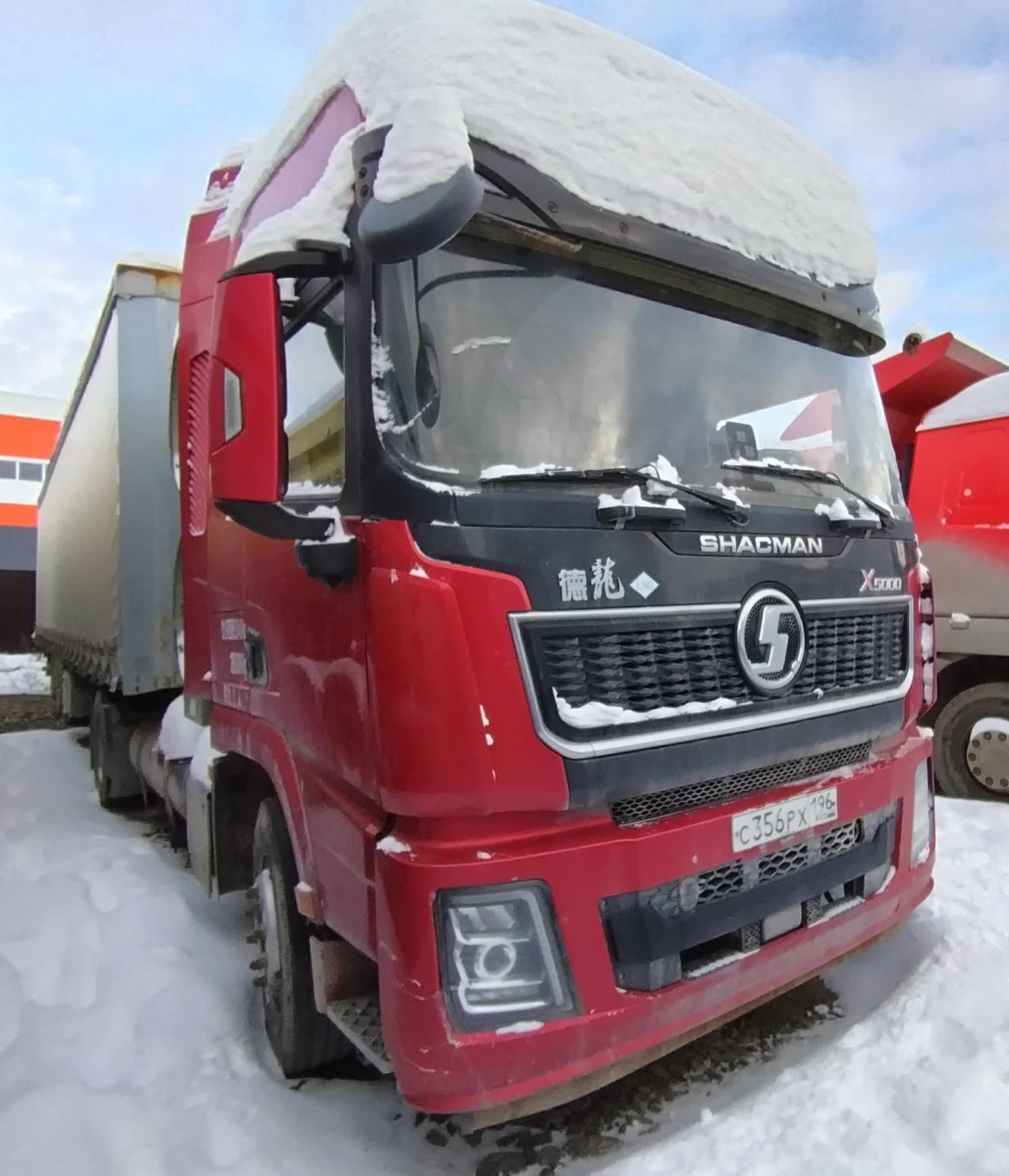 Shacman (Shaanxi) SX* 4x2 Седельный тягач - 2