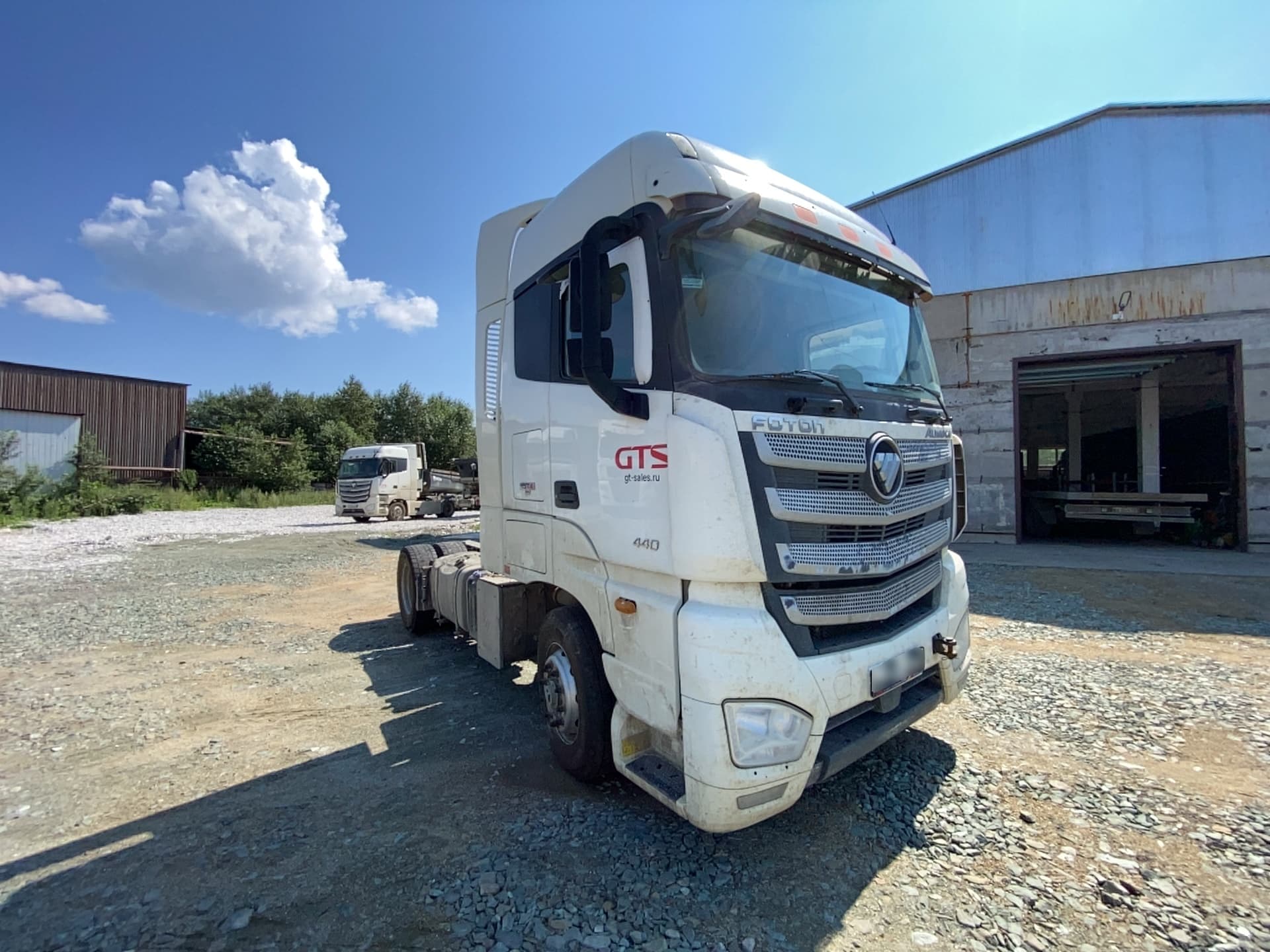 Foton AUMAN 4x2 Седельный тягач - 2