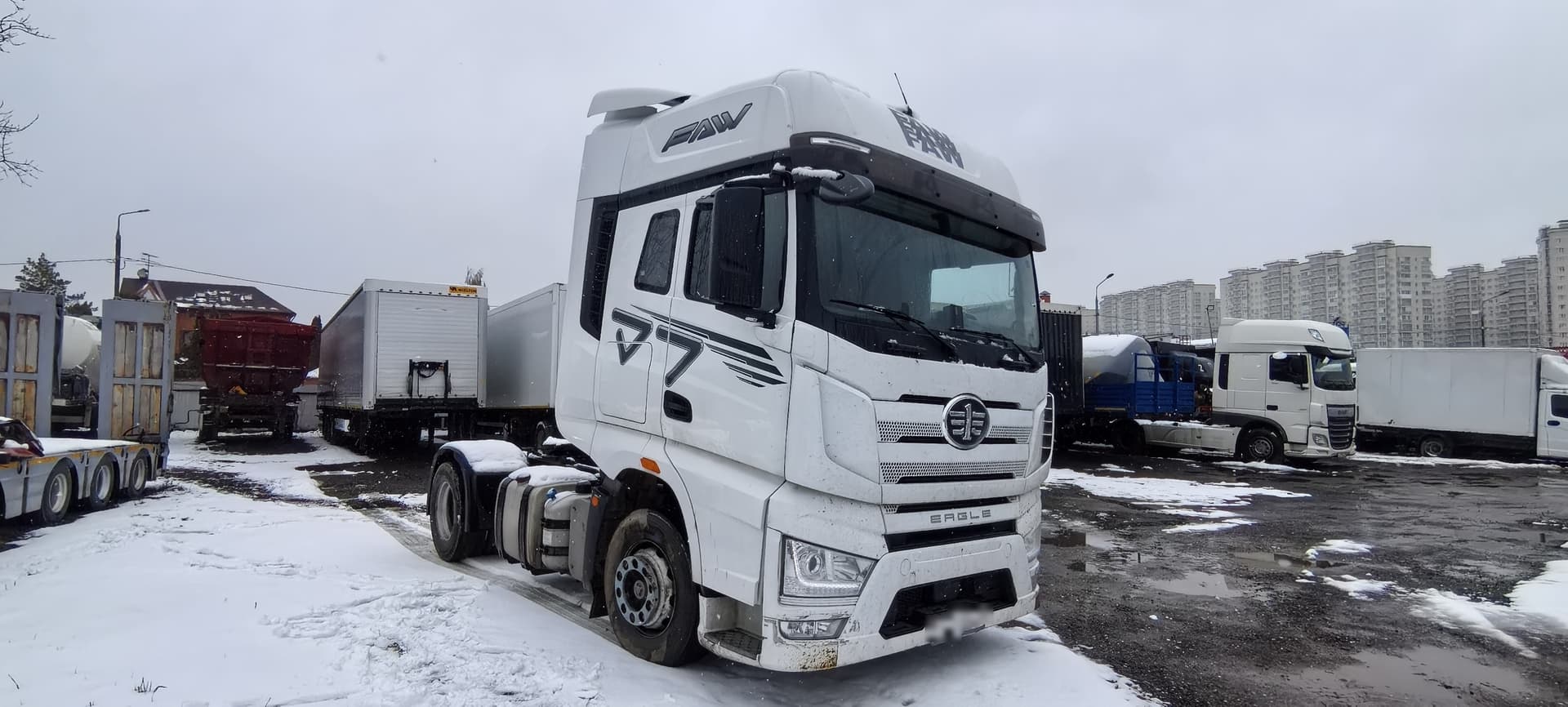 FAW J7 4x2 Седельный тягач - 2
