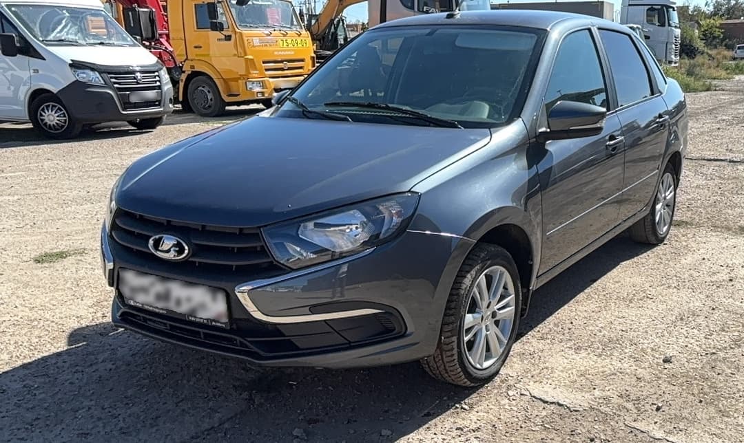 Lada Granta седан - 1