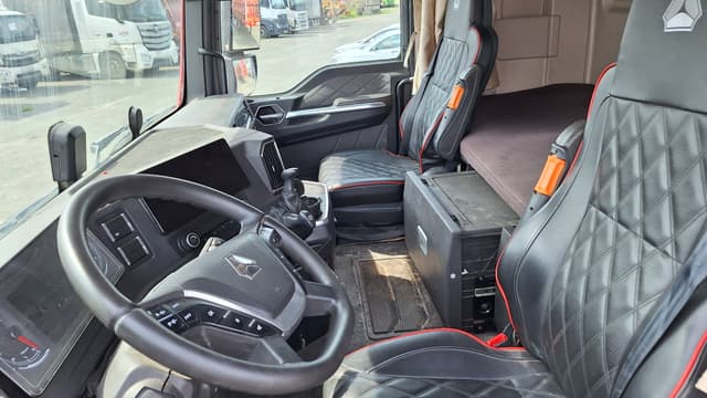 Sitrak C7H 4x2 Седельный тягач - 6