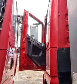 Shacman (Shaanxi) SX* 6x6 Самосвал - 6