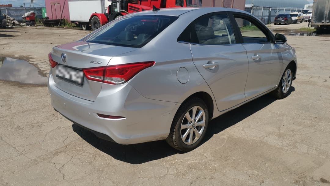 Changan Alsvin - 3