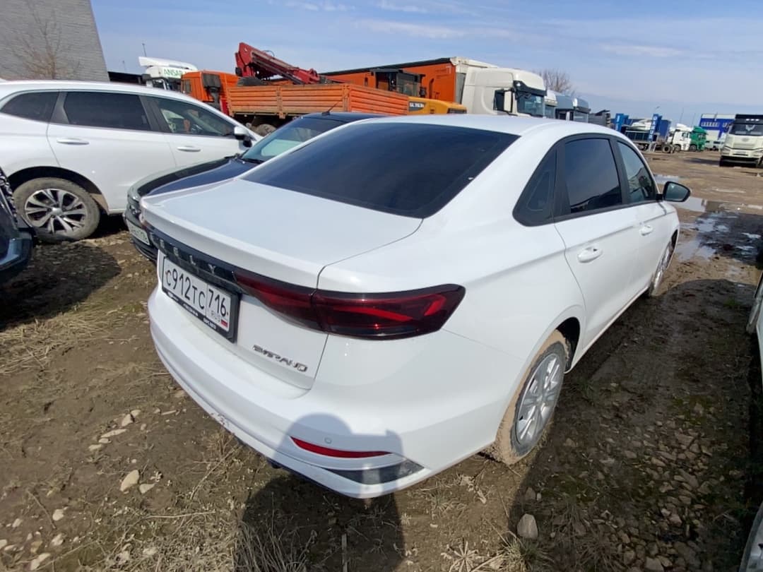 Geely EMGRAND - 3