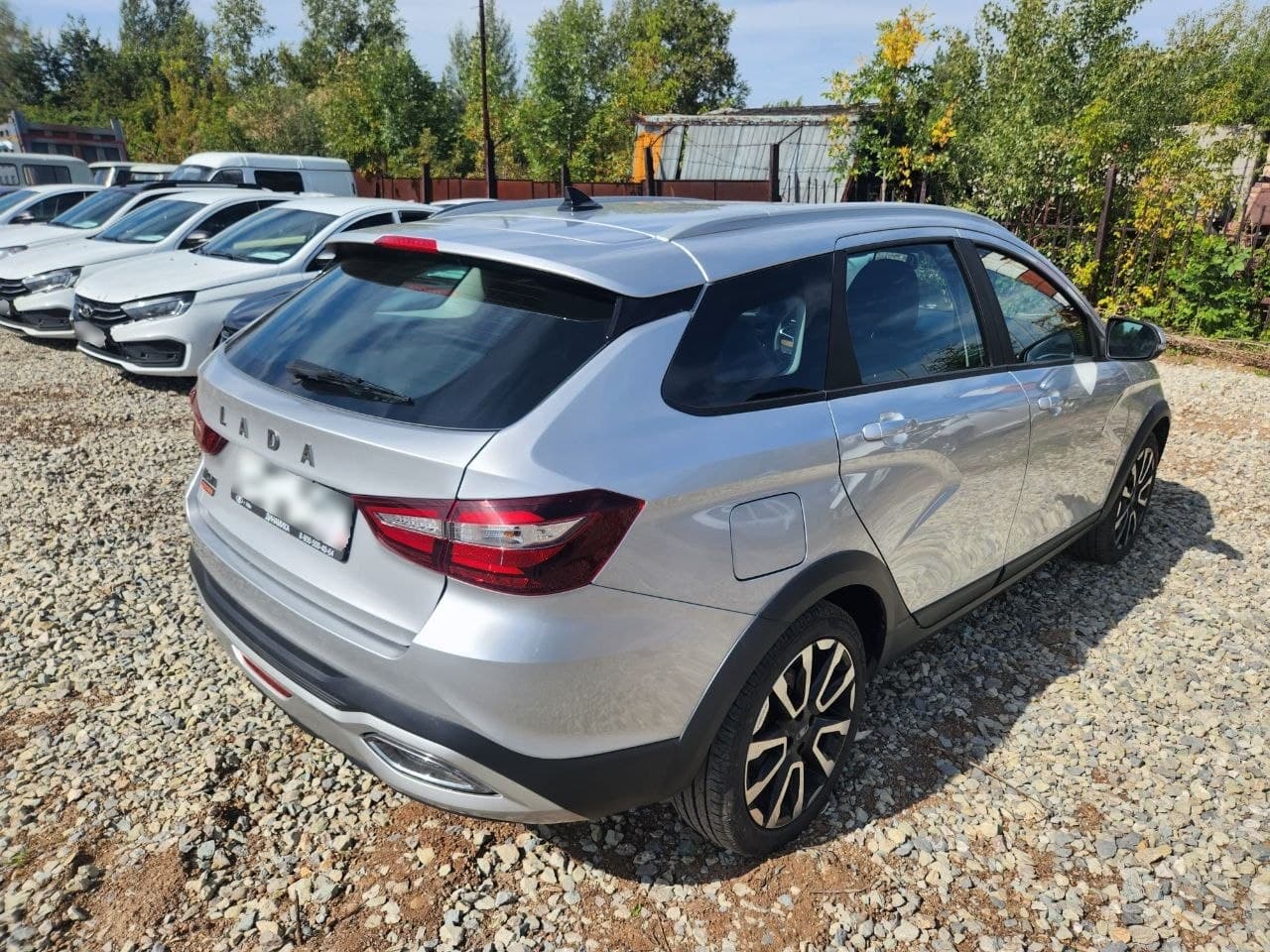 Lada Vesta Cross - 3
