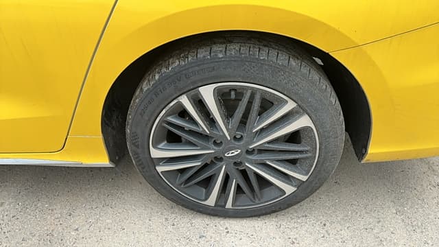 Chery ARRIZO 8 - 9