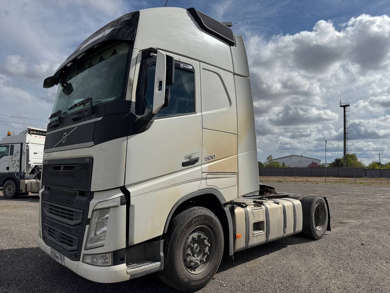 Volvo FH 4x2 Седельный тягач - 1
