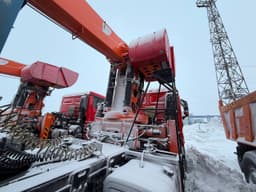 Тктд 5347* на шасси Shacman SX4258 6x6 Седельный тягач с КМУ - 3