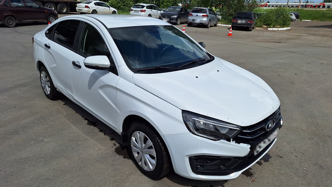 Lada Vesta седан - 2