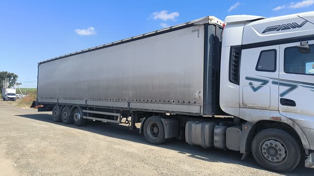 Uat SCFG* Полуприцеп шторный - 2