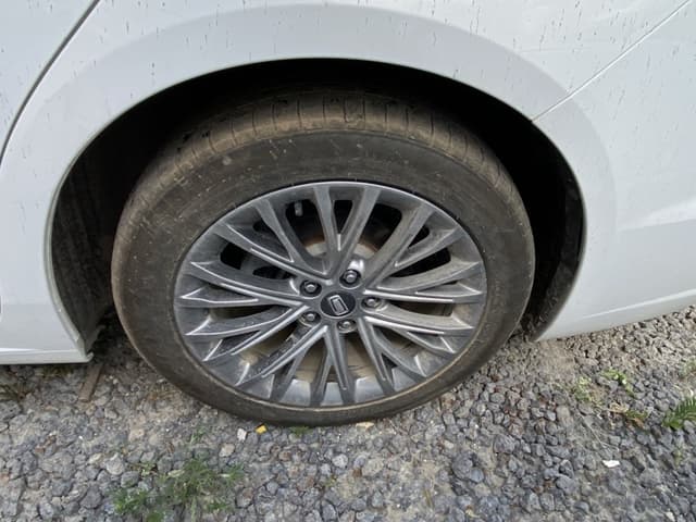 FAW Bestune B70 - 10