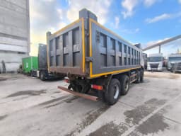 Dongfeng DFH 8x4 Самосвал - 3