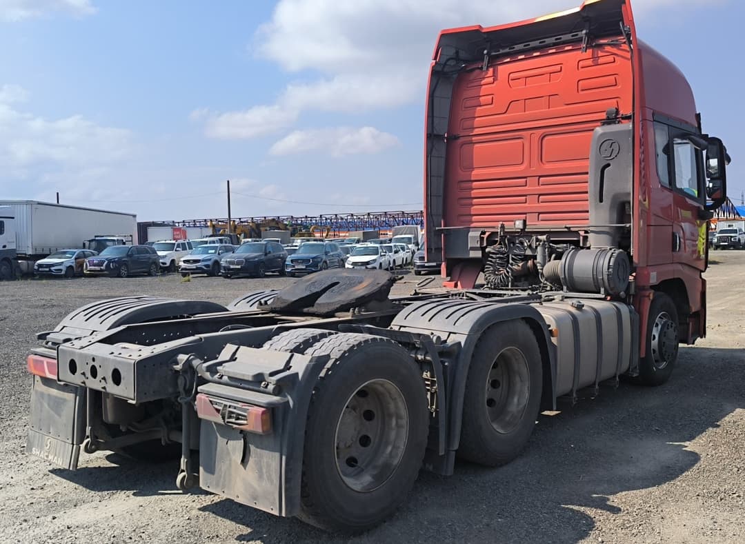Shacman (Shaanxi) SX* 6x4 Седельный тягач - 3