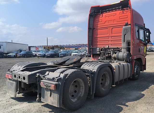 Shacman (Shaanxi) SX* 6x4 Седельный тягач - 3