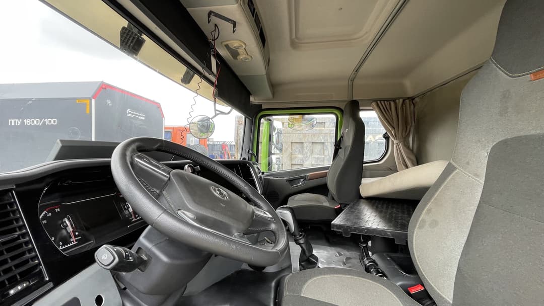 Shacman (Shaanxi) SX* 6x6 Седельный тягач - 5