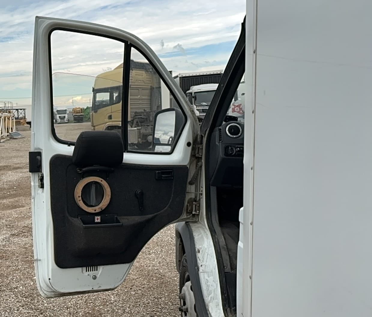 Белава 1220* на шасси GAZ GAZELLE BUSINESS Изотермический/рефрижератор - 8