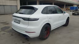 Porsche Cayenne - 3