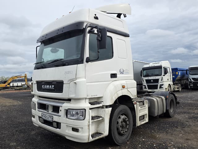 Камаз 5490 4x2 Седельный тягач - 1