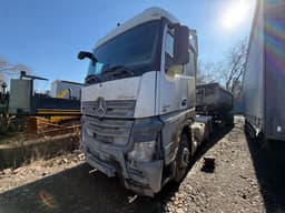 Mercedes-Benz Actros 6x4 Седельный тягач - 1