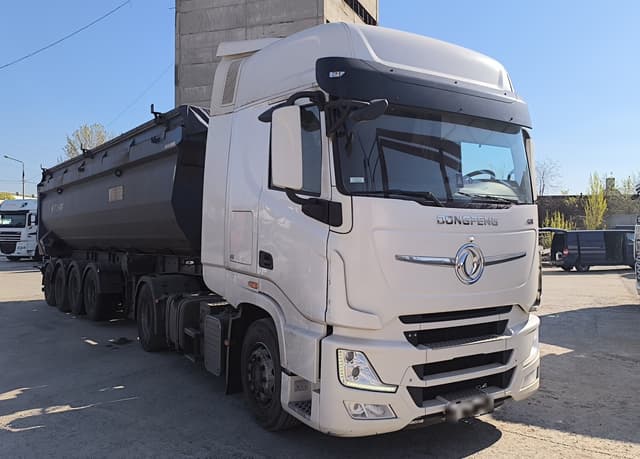 Dongfeng DFH 4x2 Седельный тягач - 2