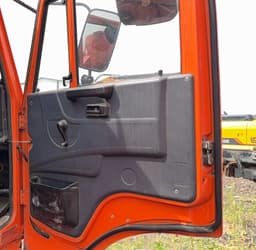 Уралспецтранс 5453* на шасси КамАЗ 6522 6x6 Автоцистерна нефтепромысловая - 6