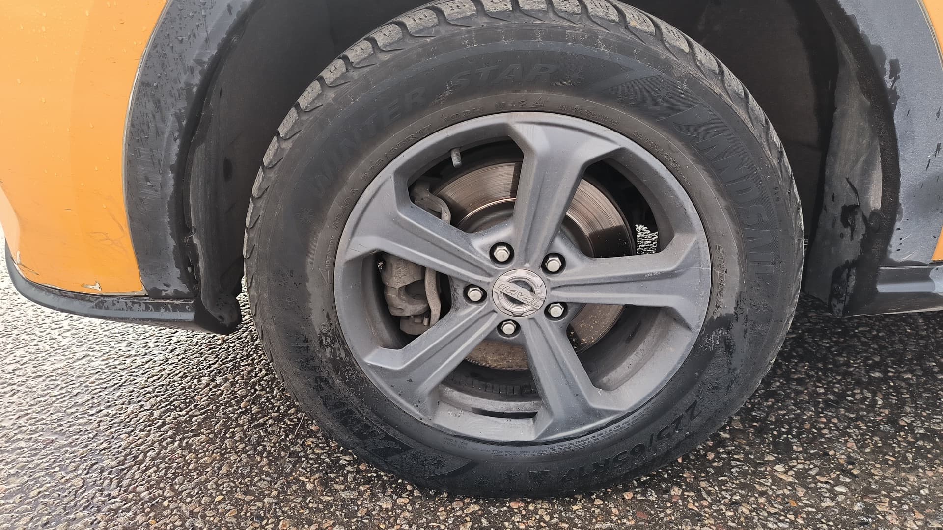 Haval F7 - 10