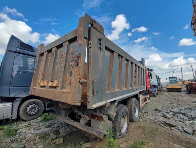 Shacman (Shaanxi) SX* 6x4 Самосвал - 3