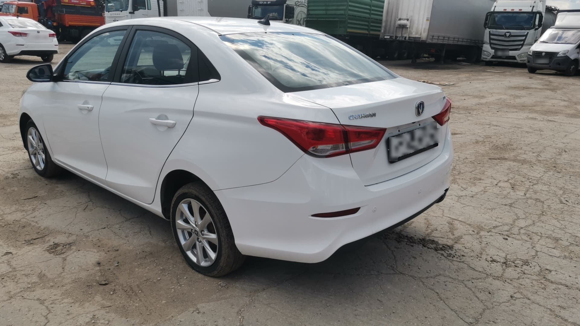 Changan Alsvin - 4
