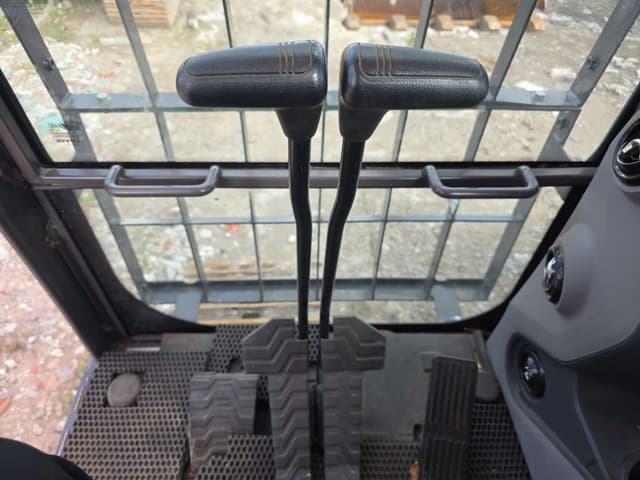 Lovol FR220* Экскаватор - 5
