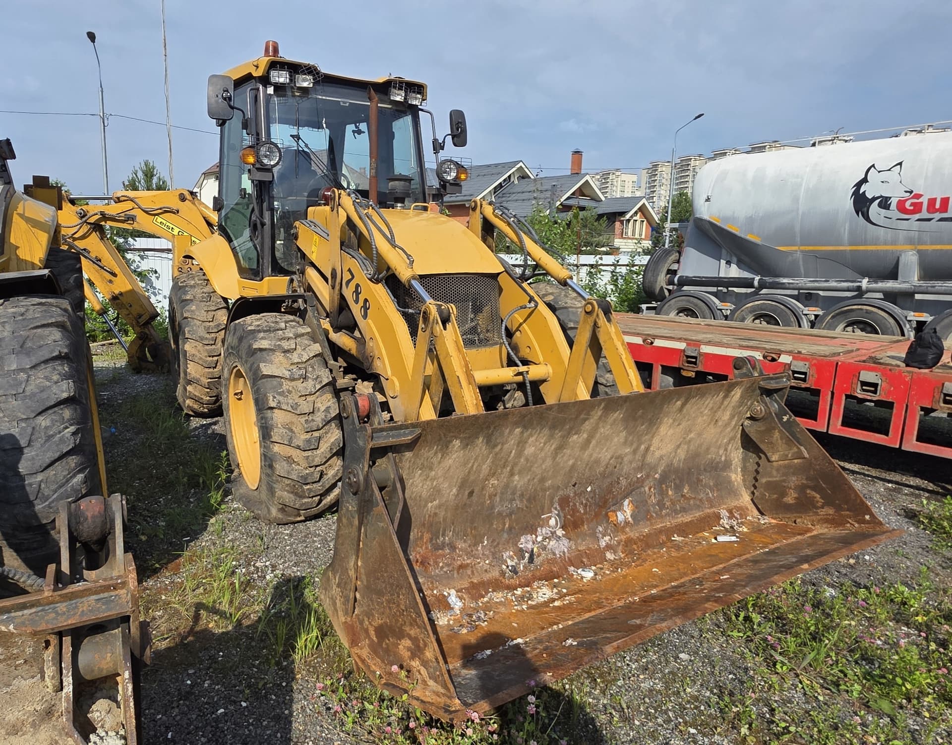 Leist Gross 788 Экскаватор-погрузчик - 2